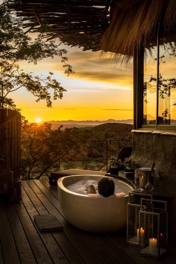 Mowani Mountain Camp Hotel Khorixas Ngoại thất bức ảnh